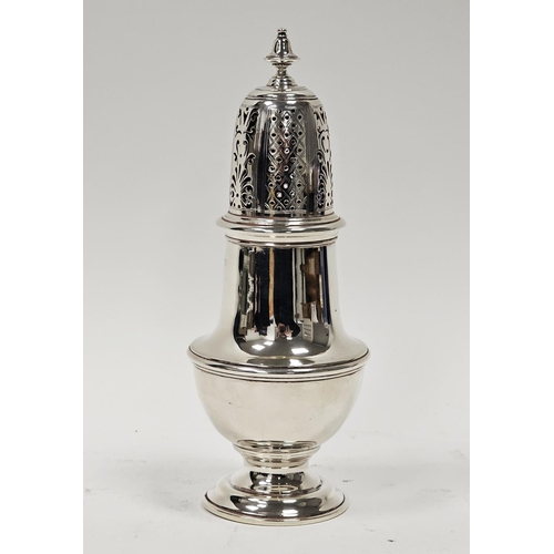 444 - George V silver sugar caster of Georgian style having high-domed lid with trelliswork and acanthus p... 