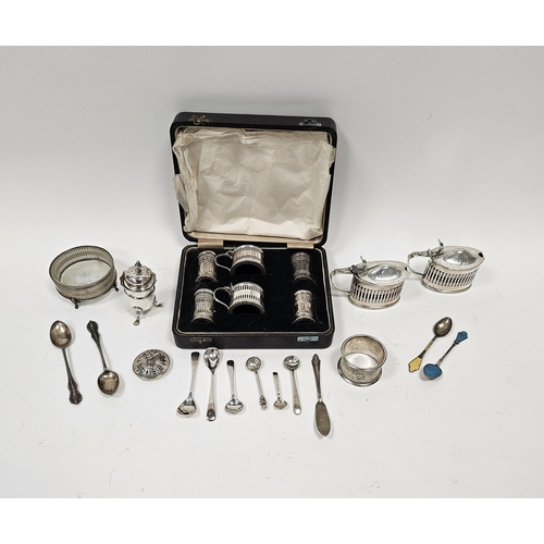 466 - Cased silver condiment set by the Angora Silver Plate Company, Birmingham 1938, comprising two small... 