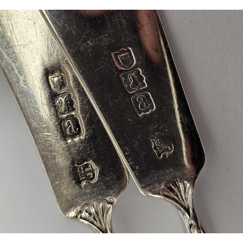 470 - Pair of George III silver sugar tongs, London 1818, with engraved bright cut decoration, a pair of s... 