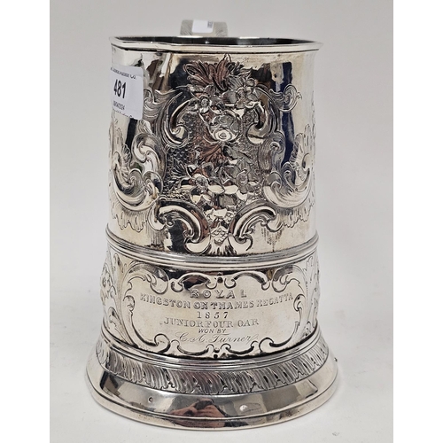 481 - George III silver tankard possibly by John Scofield, London 1772, tapering, the flattened scroll han... 