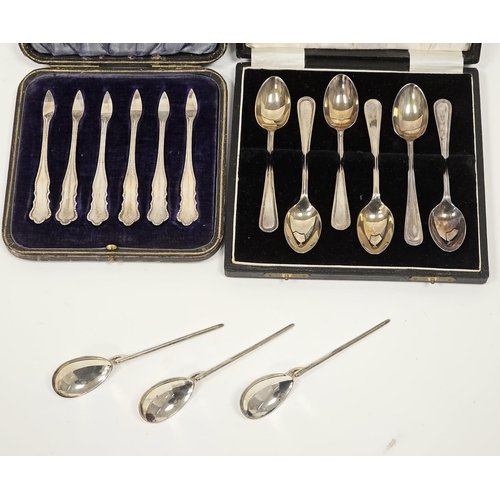 515 - Set of six silver seafood picks, Sheffield 1910, in fitted case, a set of three teaspoons, Birmingha... 