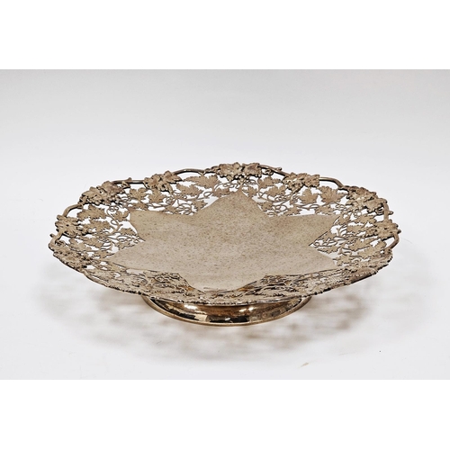 553 - Silver pedestal dish by Atkin Bros, Sheffield 1929 of shaped circular form, the moulded and pierced ... 