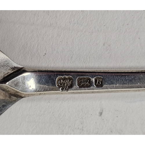 602 - A silver replica of The Leicester Spoon, approximately 17.7cm long, J B Chatterley & Sons Ltd, Londo... 