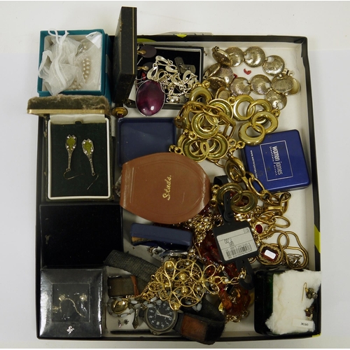 736 - Pair silver cufflinks, others, chain-link bracelets, watches and quantity sundry costume jewellery