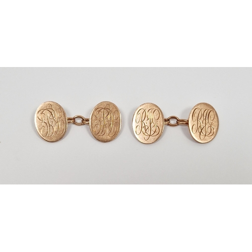 748 - Pair 9ct rose gold initial oval and chain-pattern cufflinks, 10g