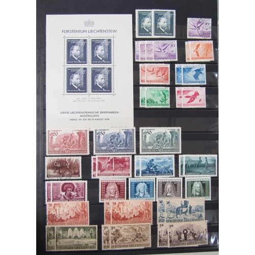 152 - Liechtenstein stamps: Large blue stockbook and maroon purposed Lindbergh album (1945-78) of mint & u... 