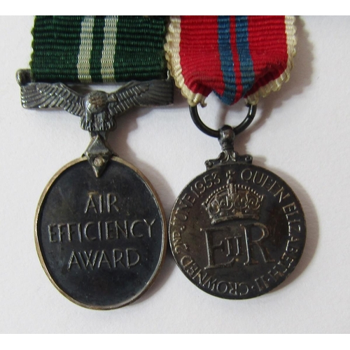 221 - WWII full size and miniature medal group, comprising 1939-45 Star, France and Germany Star, War Meda... 