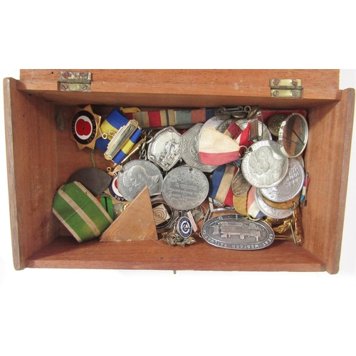 226 - Collection of commemorative medals, WWII medals, brass RGBW buckle, badges and RAF plaque.