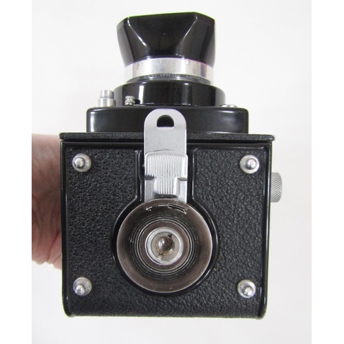 267 - M.P.P Microcord II TLR camera, with Ross London 7.75 mm lens