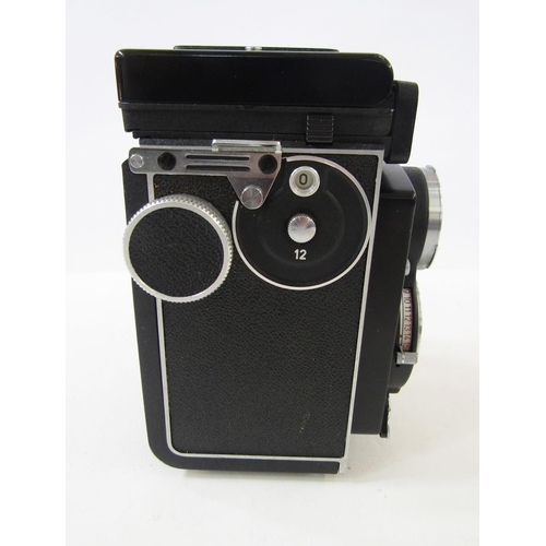 269 - Rollei Rolliecord Rollei-werke medium format TLR camera, serial number 2648728, with a Schneider-Kre... 