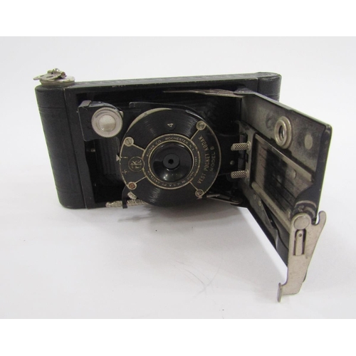 291 - Kodak vest pocket Brownie folding camera, Kodak vest pocket model B, Zeiss Ikon Cocarette, Voigtland... 