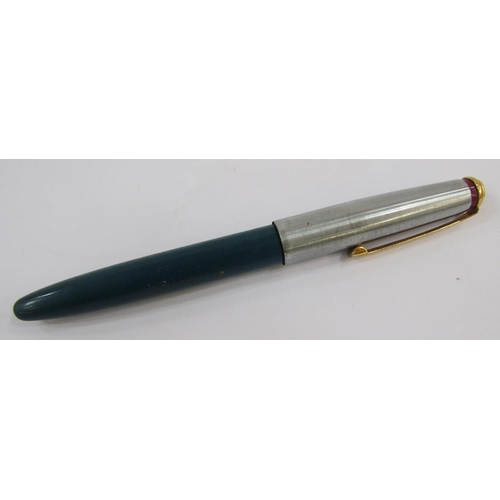 376 - Eversharp silver propelling pencil, a Platinum fountain pen, a Parker grey and stainless steel fount... 