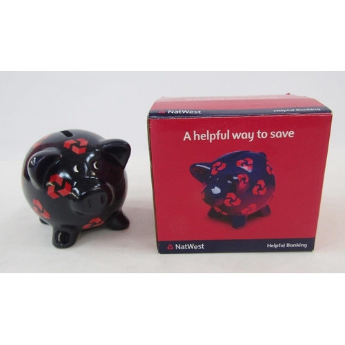 377 - Reproduction cast iron cat and mouse money box, a 1977 coinage of Great Britain and Northern Ireland... 