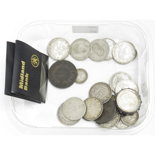 197 - Collection of coins including George III silver crown 1820, 1935 silver crown, other Victorian and l... 