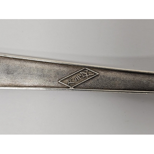 327 - Sterling silver Aesthetic movement ice cream slice, the handle with relief decoration of dragonfly a... 