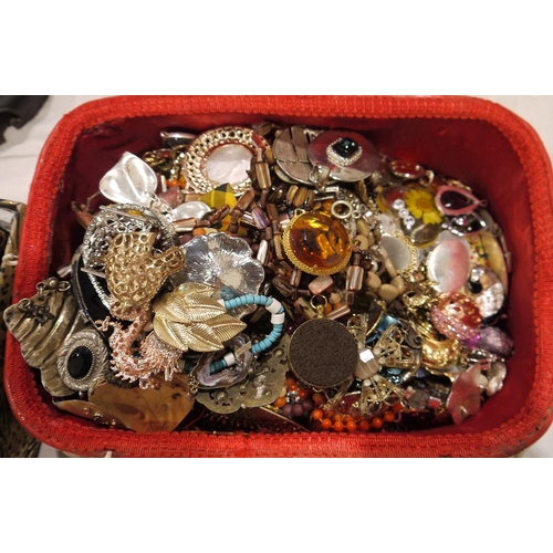 519 - Large quantity of costume jewellery to include brooches, necklaces, bangles etc. in wicker effect se... 