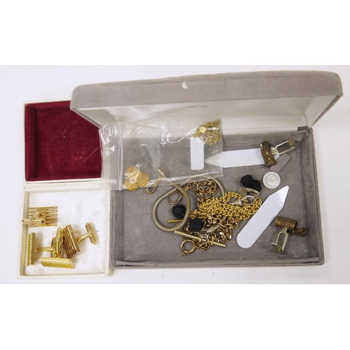 525 - Collection of costume jewellery, cufflinks, watches and pocket watches