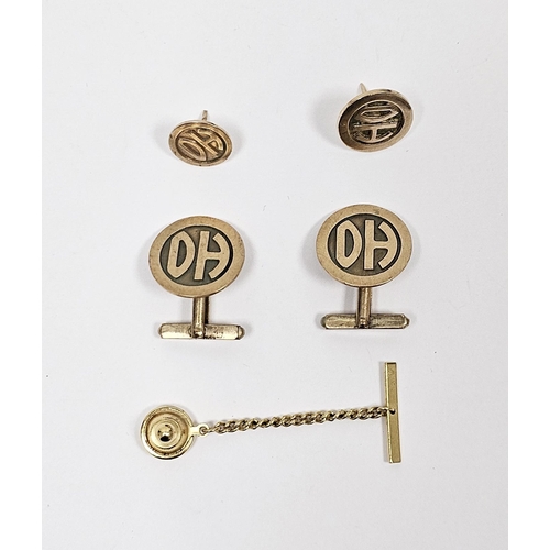 583 - Pair of 9ct gold cufflinks each circular initialled 'DH' 6.9g total approx and two gold coloured met... 