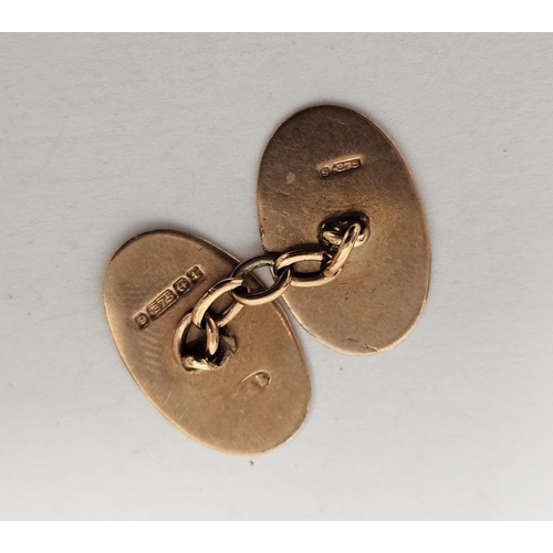 681 - Pair of 9ct gold double oval and chain pattern cufflinks, gross weight 5.3g approx