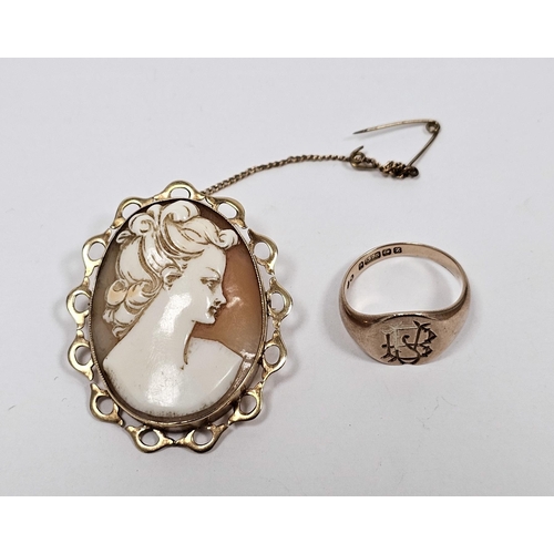 693 - 9ct gold signet ring inscribed with initials, size n, 0.16ozt and 9ct gold mounted cameo brooch, 4cm... 