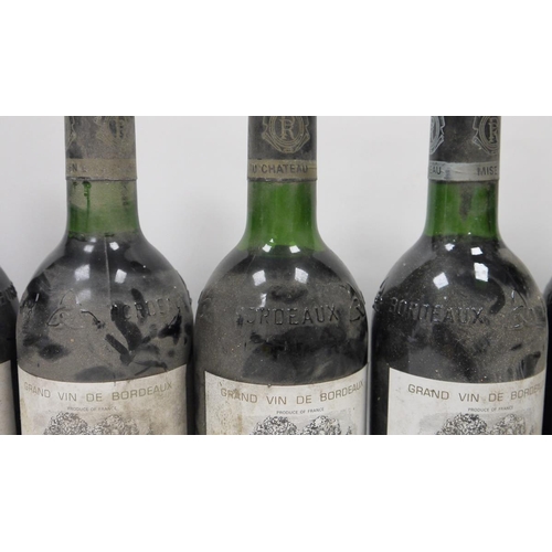 707 - 11 bottles of 1982 Chateau Guionne Cotes de Bourg by R Porcher et fils in original crate (no lid)