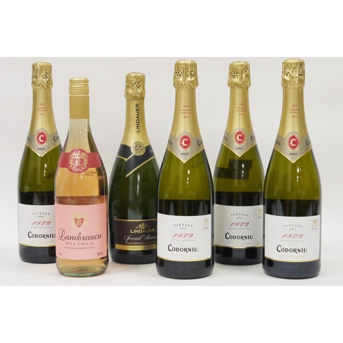 723 - Six bottles of assorted sparkling wine including four Codorniu Cava 2011, Lambrusco Rose and Lindaue... 