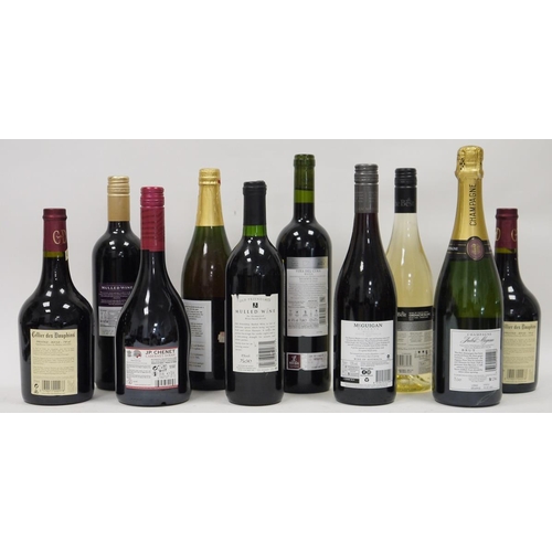 724 - Mixed collection of wine including McGuigan reserve Merlot, Cellier des Dauphin Cotes du Rhone, two ... 