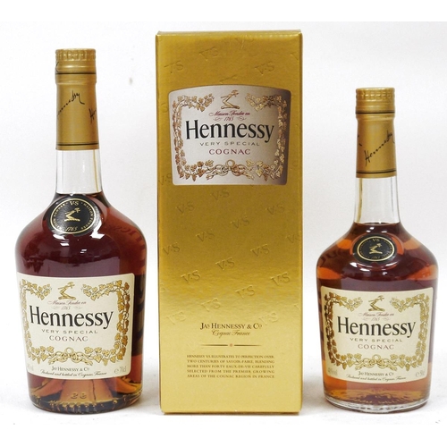 753 - Hennessey very special cognac, 70cl 40% vol, in original box and a Hennessey very special cognac, 50... 