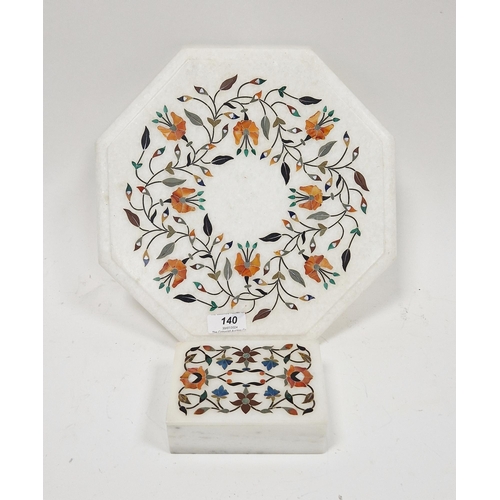 140 - Indian marble octagonal stand and trinket box, both probably from Agra, inlaid with flora and foliat... 