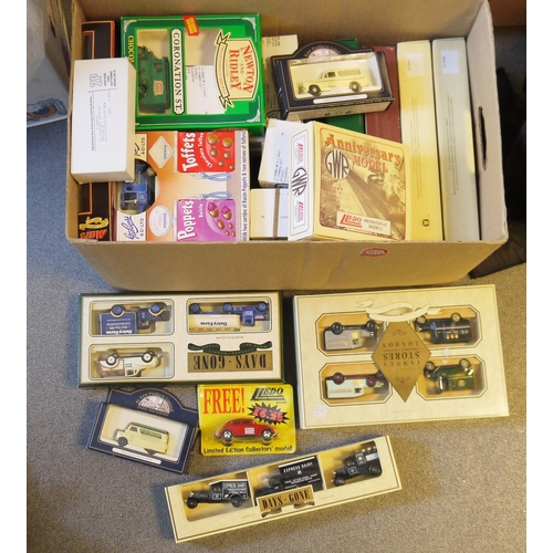 421 - One box of assorted die-cast scale model vehicle sets, boxed, including: Days Gone, St. Kew Products... 