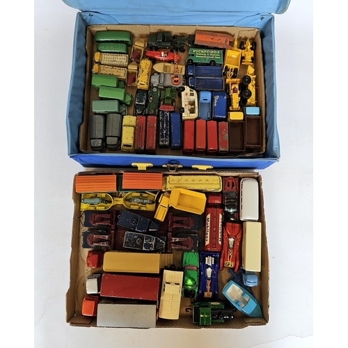 442 - Matchbox 'Superfast' collector's carrying case containing a collection of loose playworn diecast veh... 