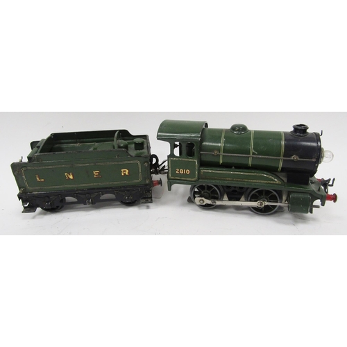 658 - Hornby 0-4-0, no.5600 maroon livery LMS and tender, Hornby 0-4-0 loco, no.2810 and tender LNER, Horn... 