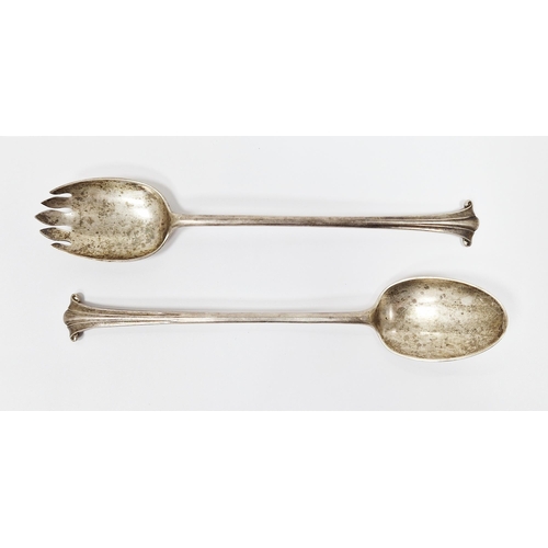 245 - Pair of George V silver salad servers, Sheffield 1919, Walker & Hall, Onslow pattern, 24cm long, 5.2... 