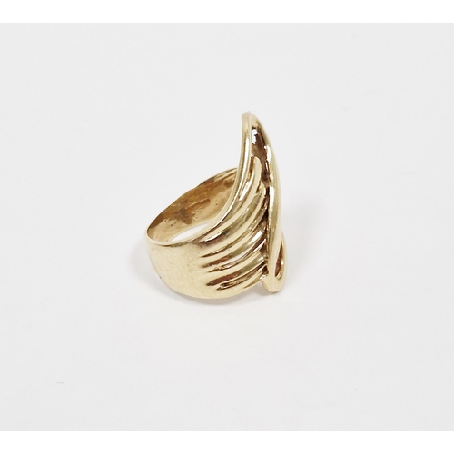 501 - QVC 9ct gold modern swirl and band ring, 6.1g (size L)