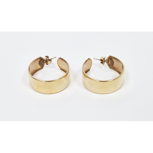 538 - Pair 9ct gold large flat loop earrings, 7.4g