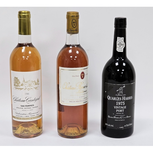 592 - Two bottles of Sauternes dessert wine viz:- Chateau Romer du Hayot 1989 and Chateau Cantegril 1986 a... 