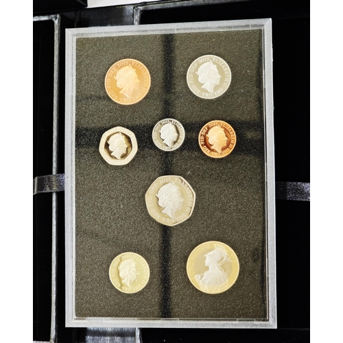 158 - Royal Mint Proof Set, 2015 The Definitive Collection, consisting of 8 coins, two pounds (Britannia) ... 