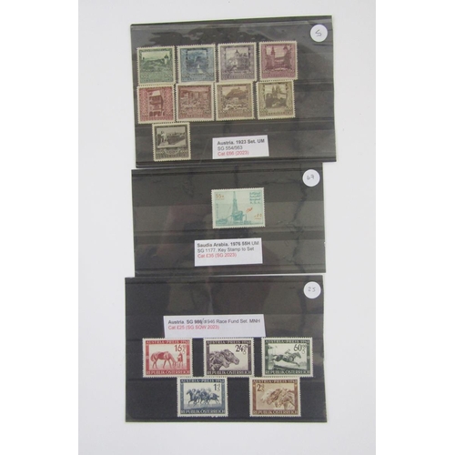 352 - World Stamps: Definitives, commemoratives, officials, postage due, parcel post, express delivery, oc... 