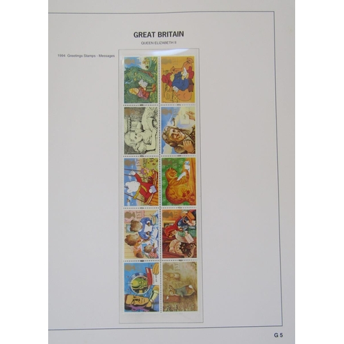 366 - GB stamps: With face value £120+, booklet strips, panes and PO Label Sheets including scarcer ‘Robin... 