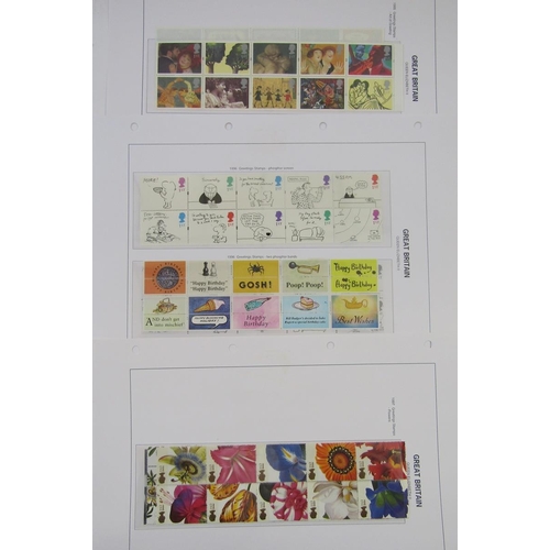 366 - GB stamps: With face value £120+, booklet strips, panes and PO Label Sheets including scarcer ‘Robin... 