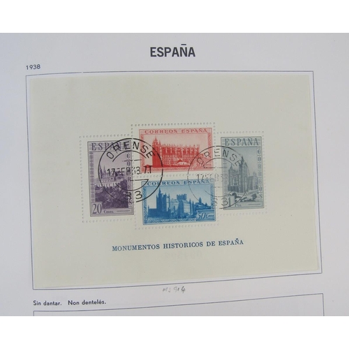 375 - Stamps of Spain: Large box of 4 bespoke DAVO albums of mostly used from first 1850 definitive on. Ea... 