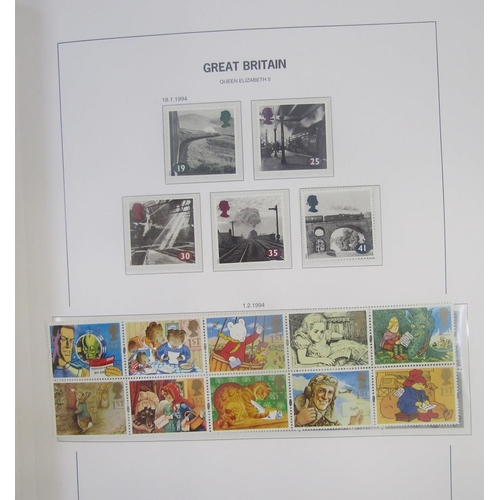 405 - GB Stamps: Decimal face value of c£300 in boxed collection in 2 quality sleeved SG purposed albums, ... 