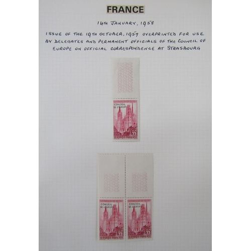 408 - Stamps of France: Box of 4 albums of definitive, commemorative, Red Cross, Conseil de Europe, UNESCO... 