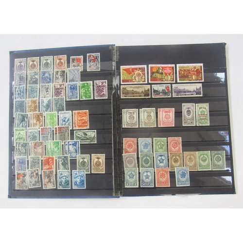 417 - Stamps of Russia and bordering countries: Accumulation of mostly mint and used definitives/commemora... 