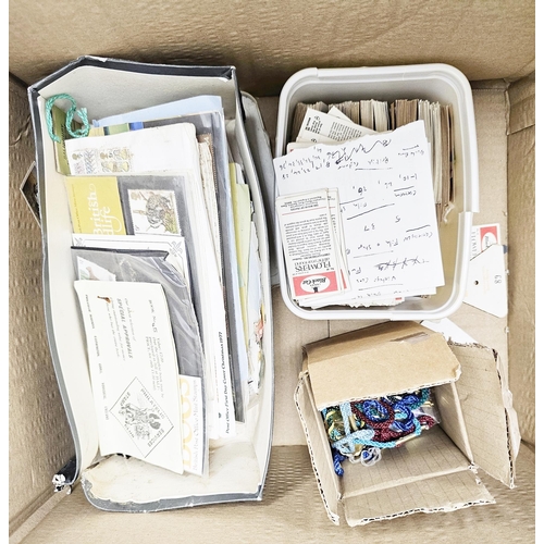 239 - Large collection of horse racing entry badges and tickets, mainly cardboard and paper including memb... 