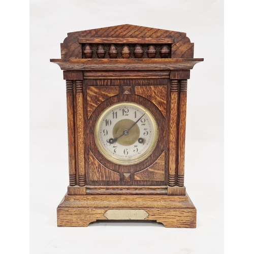 1001 - Early 20th century oak cased 8-day mantel clock, the gilt brass and silvered face having Arabic nume... 