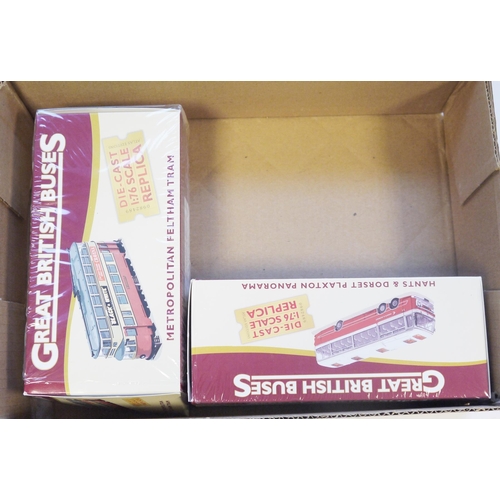 460 - 32 Corgi boxed and carded diecast vehicles including a 1902 State Landau the Queens Silver Jubilee 1... 