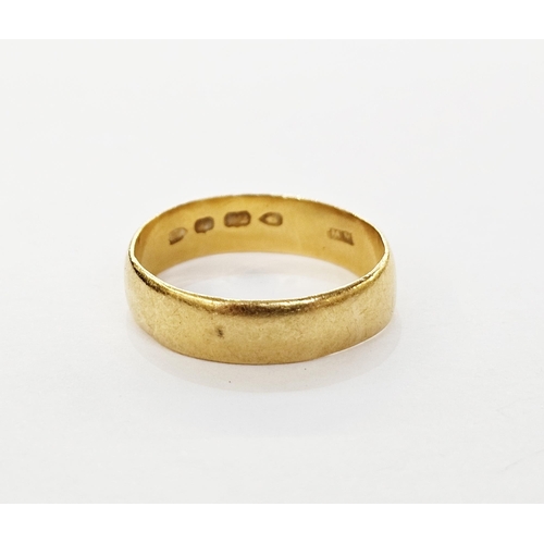 319 - 22ct gold wedding ring, approx 4.5g, size P