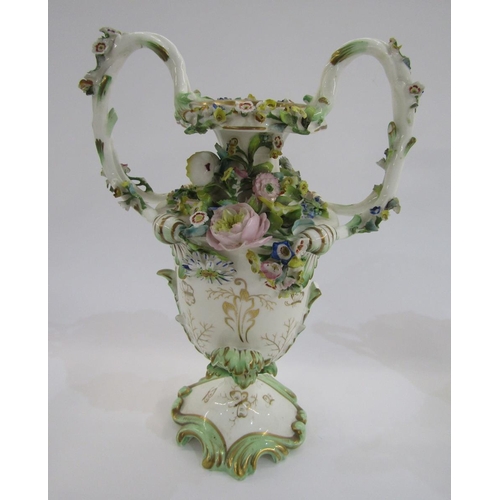 56 - Pair of English porcelain Coalbrookdale two-handled rocaille flower-encrusted vases, circa 1835, gre... 