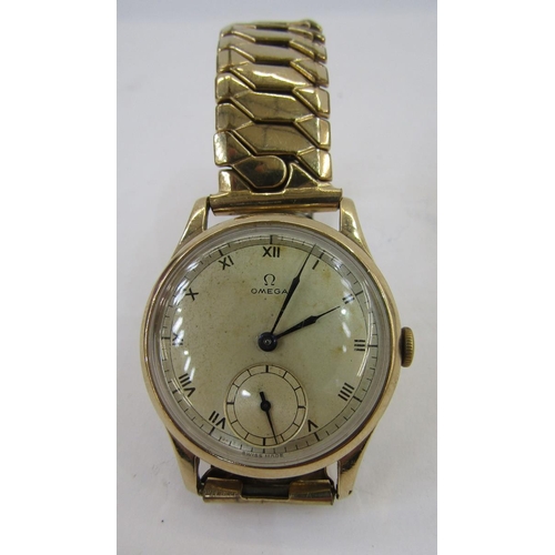 600 - A 1940's 9ct gold cased Gentleman's Omega manual wind wristwatch, the circular dial having Roman num... 